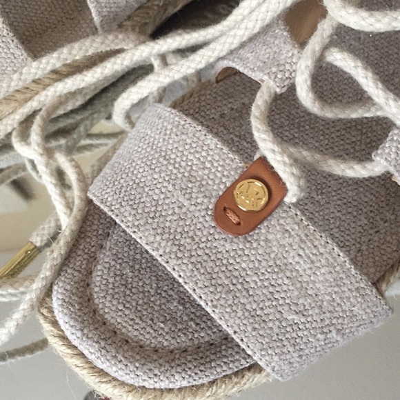 MICHAEL KORS Sandals - Picture 4 of 7